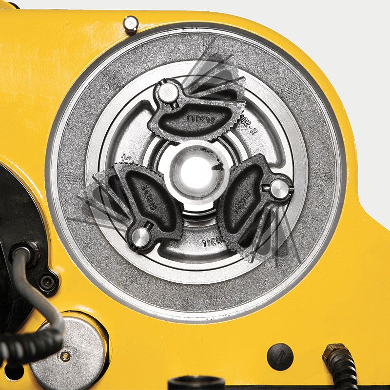 Автоматический зажимной патрон